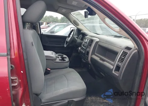 2015 Ram 1500 Tradesman z USA, uszkodzony, nr VIN 1C6RR7FGXFS631143